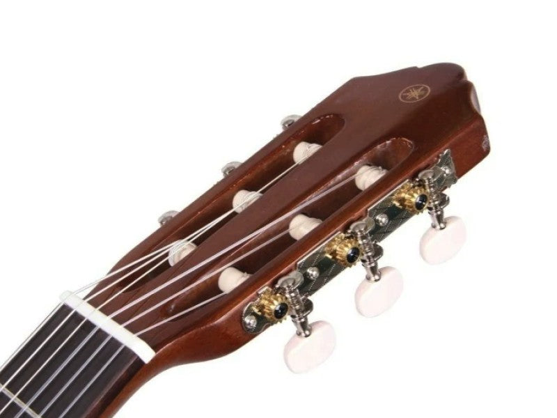 Yamaha C40III Chitarra Classica legno 4/4 + DBC12 Borsa + Supporto + Set corde