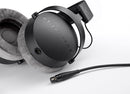 Beyerdynamic DT 700 PRO X Cuffia audio Pro cablata chiusa a 48 ohm, Nero