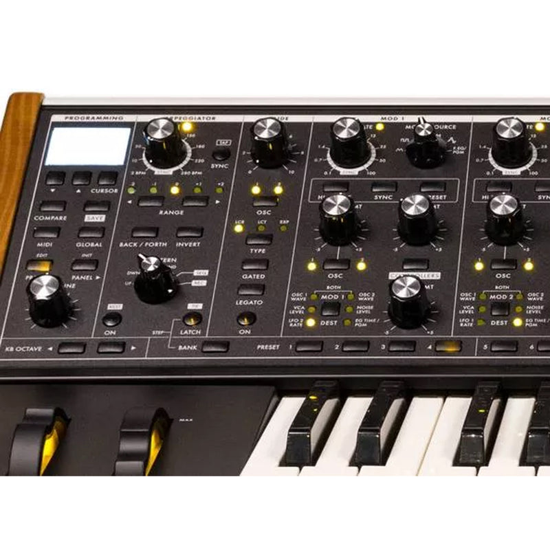 Moog SUBSEQUENT 37 Sintetizzatore professionale analogico parafonico a 37 tasti