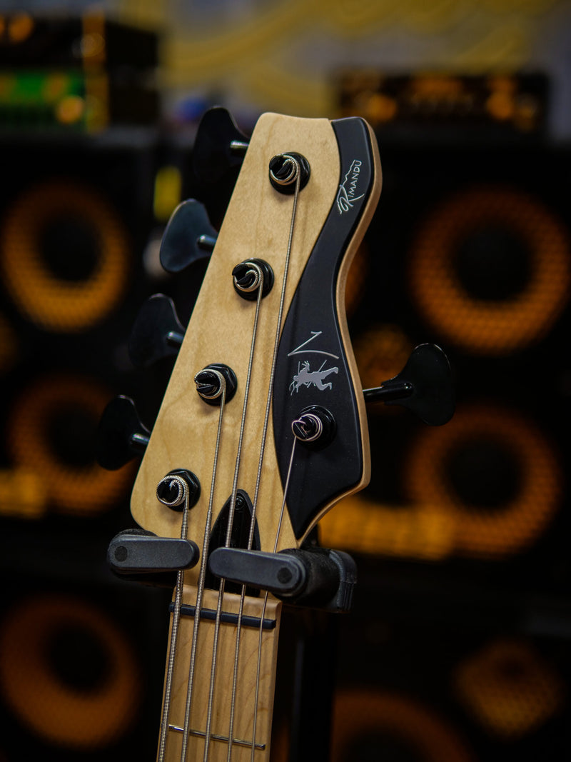 MarkBass MB Gloxy Kimandu 5 Black BK MP Basso Elettrico a 5 corde