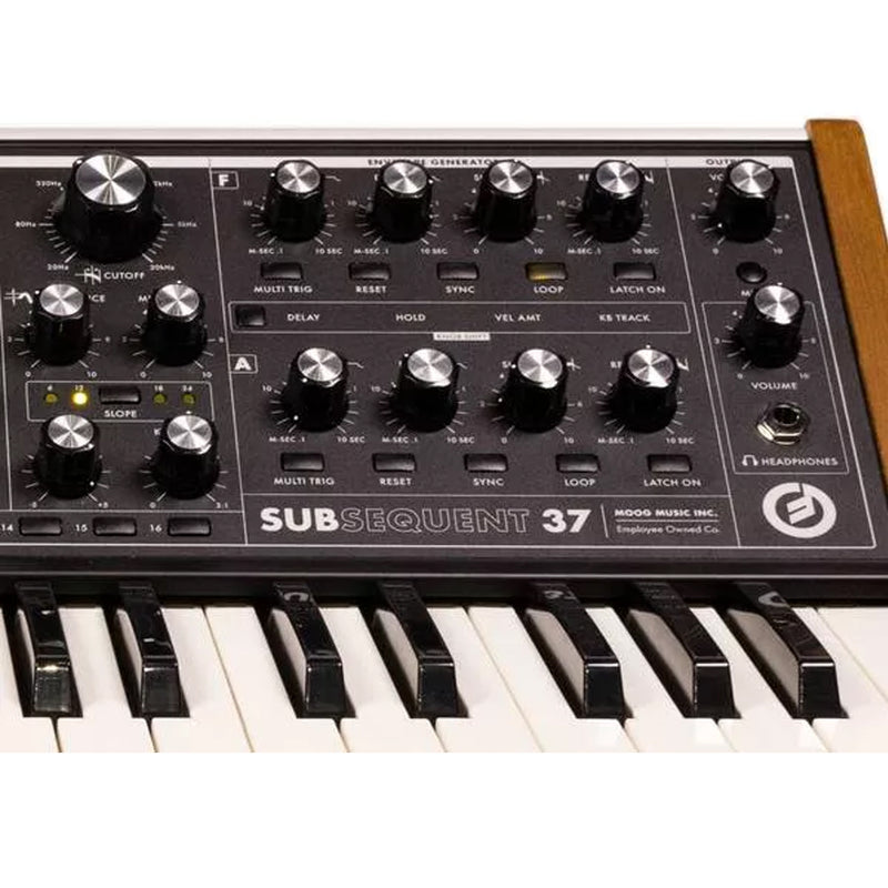 Moog SUBSEQUENT 37 Sintetizzatore professionale analogico parafonico a 37 tasti